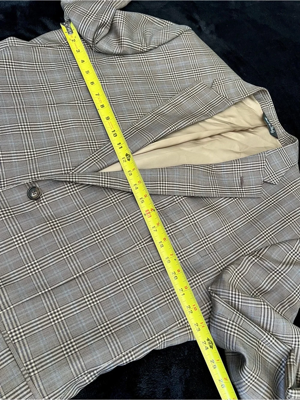Bloomingdale's Italian Reda Super 130, Sport Coat , Beige with Blue Windowp